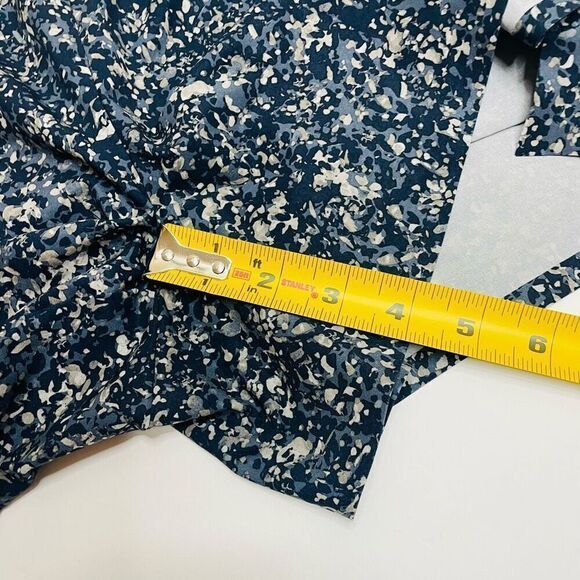 Athleta Printed Baha Short Woodblock Texture Navy Size 6 - Picture 7 of 10